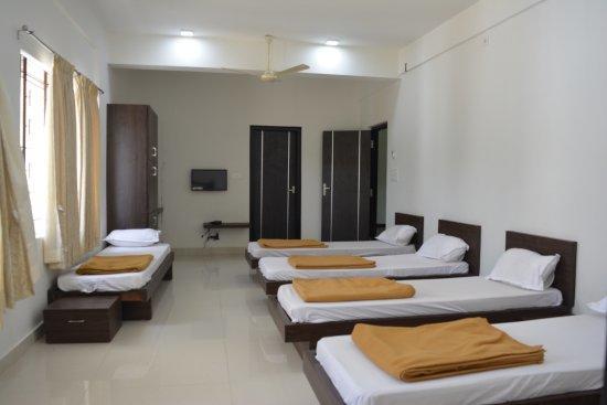 Ashirwad Comforts Otel Kalasa Dış mekan fotoğraf